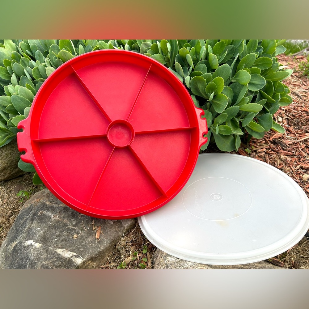 Vintage Tupperware 405-1 Red Divided Tray with Lid - Picture 1 of 6